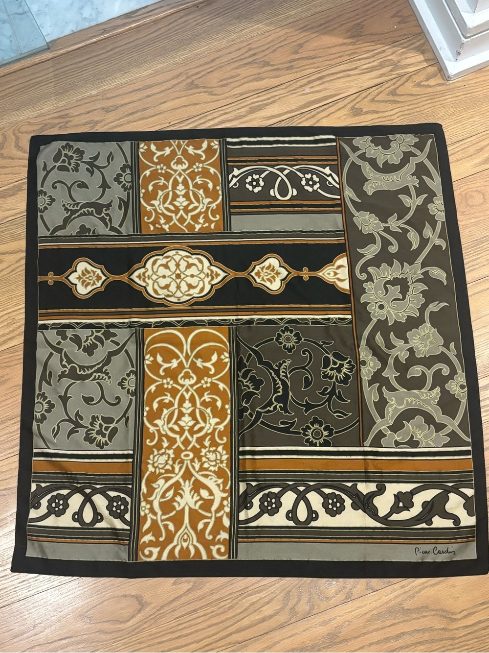 Vintage Pierre Cardin scarf